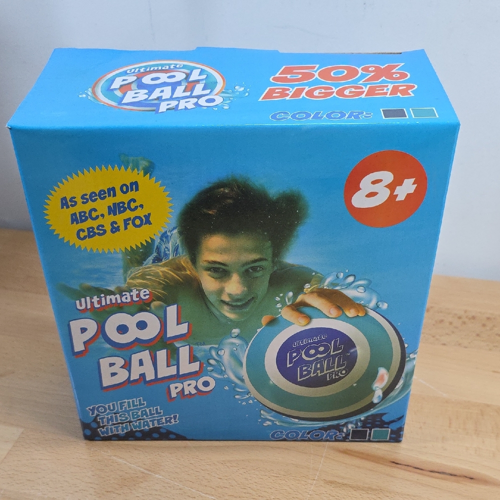 pool ball pro light blue and dark fill with water
